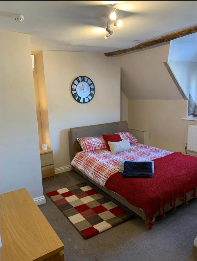 Studio Double. Own Bathroom, Shared Kitchen Bewdley Luaran gambar