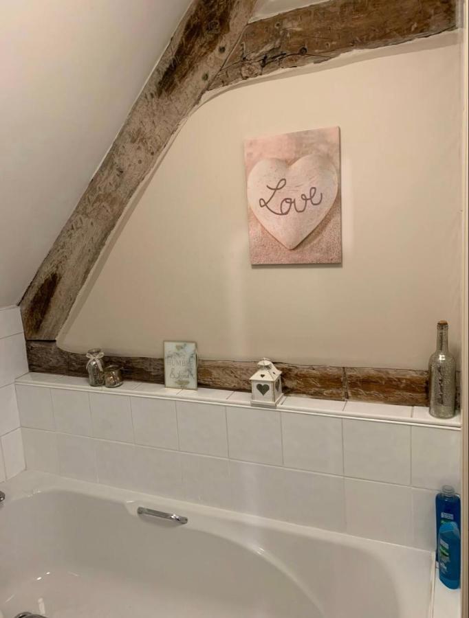 Studio Double. Own Bathroom, Shared Kitchen Bewdley Luaran gambar