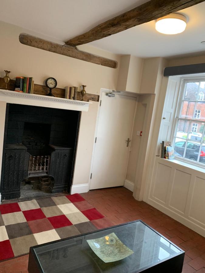 Studio Double. Own Bathroom, Shared Kitchen Bewdley Luaran gambar